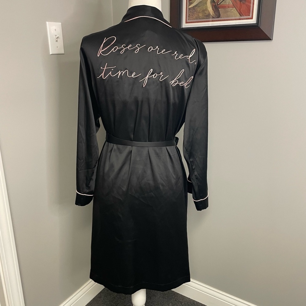 SOMA Black Satiny Robe Rose are Red Time for Bed S/M NWT Sexy Comfy - Picture 5 of 7